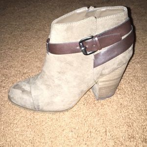 Adorable brown booties!